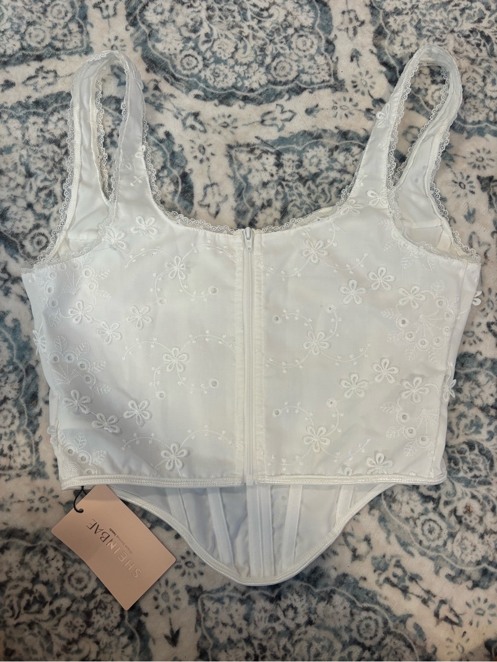 NWT SHEIN BAE White Floral Eyelet Embroidery Camisole Top SMALL - Picture 4 of 5